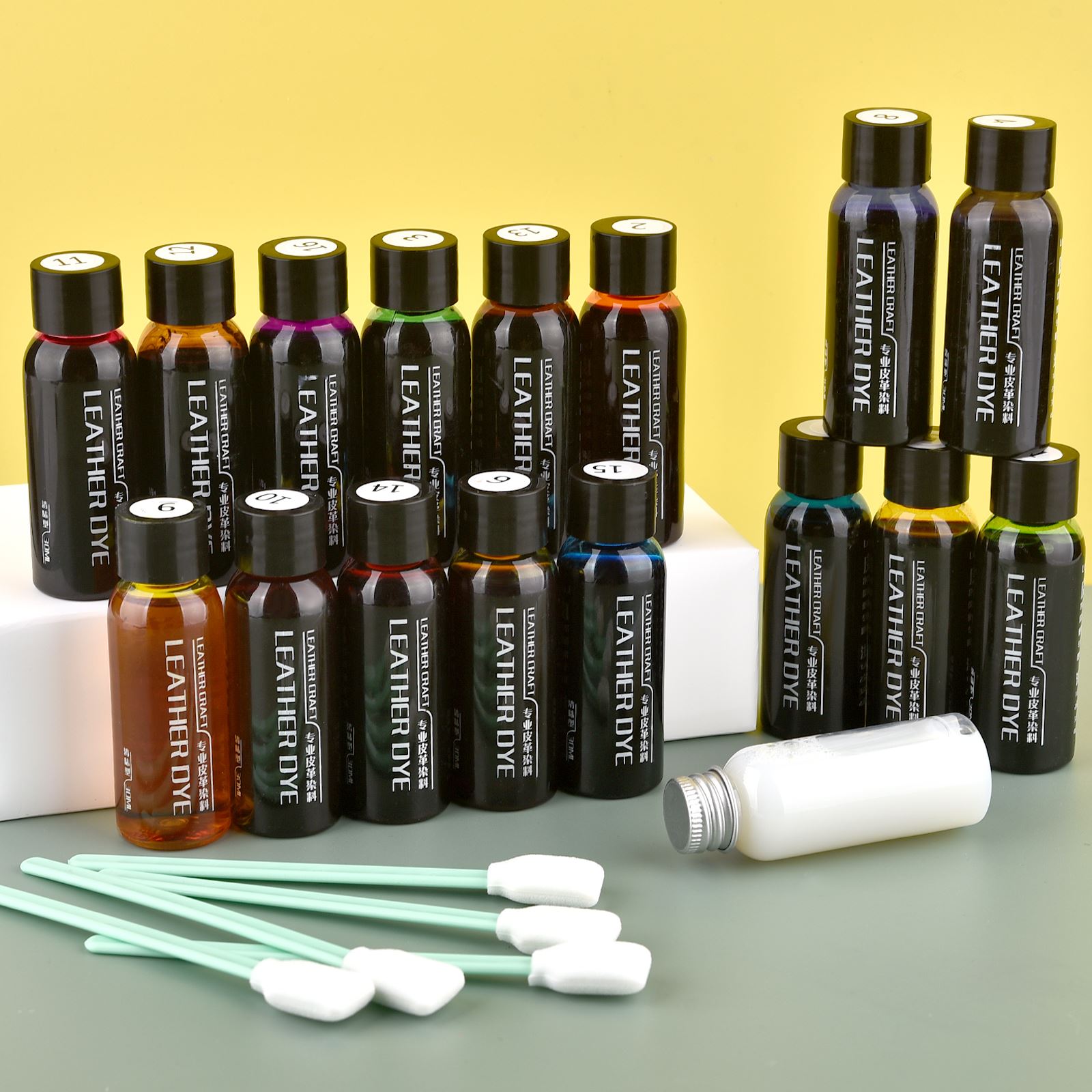 30 ml di vernice per bordi in  - Leather Dye Finish recensione e prezzo