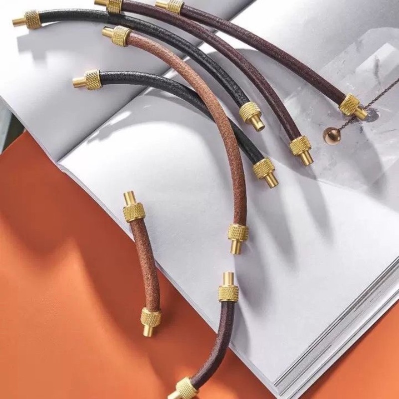 Maniglia per mobili in ottone  - Leatherwork Hardware recensione e prezzo