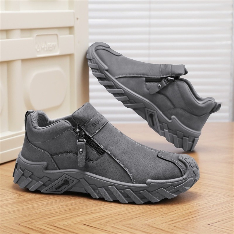 Scarpe Sportive Slip-On da Uom - Leatherwork Clamp recensione e prezzo
